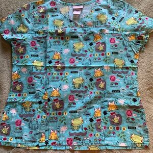 Scrubstar Women's Playful Frog Print Top - Blue and Green